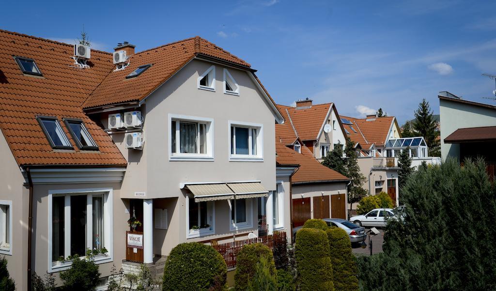 Vincze Vendeghaz Apartment Eger Exterior photo